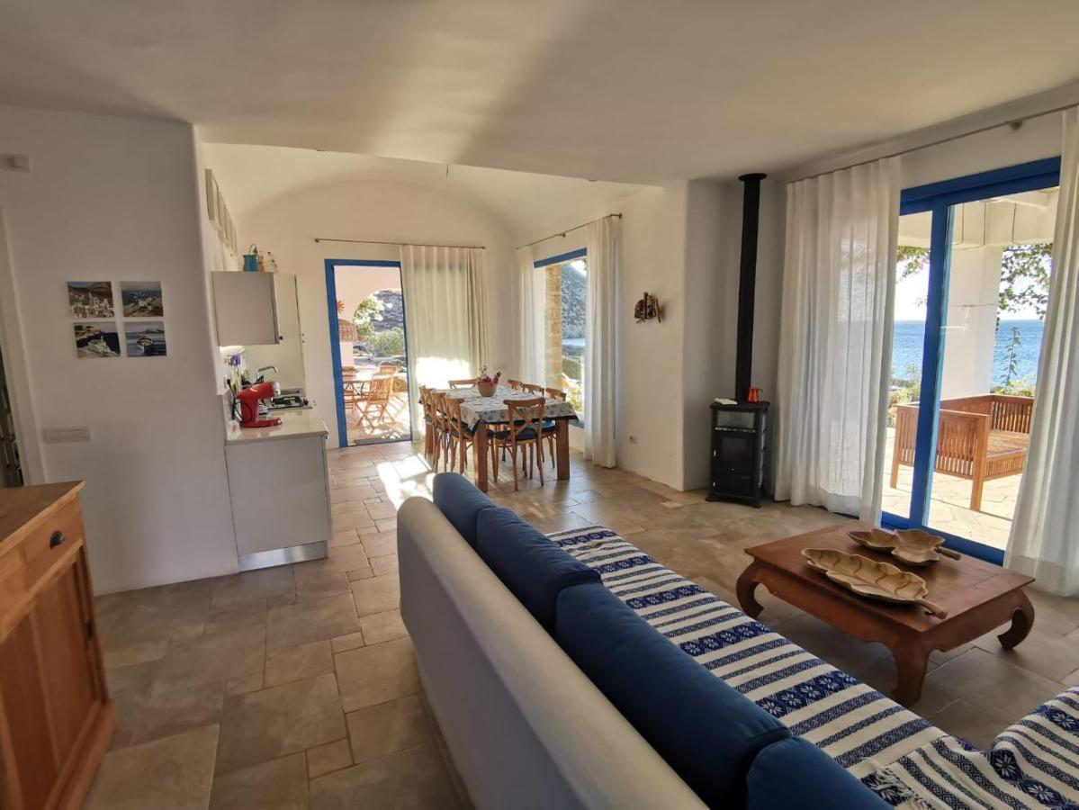 Villa Bravo Karpathos Esterno foto